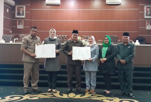 Bupati dan DPRD Purwakarta Sahkan Perda PPA 2022