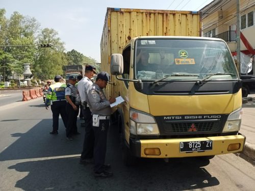 Emisi Gas Buang Kendaraan di Purwakarta Mulai Diperiksa