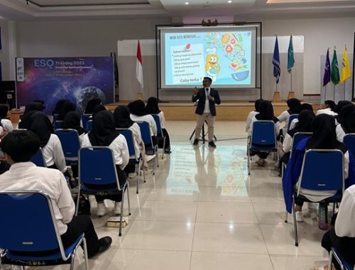 Perkuat Karakter dan Keterampilan Praktis Mahasiswa, Fakultas Farmasi Gelar Program One Day ESQ