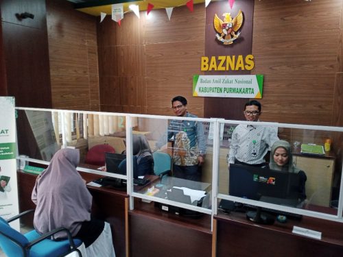Baznas Purwakarta Bayarkan PKMK Pasien Stunting