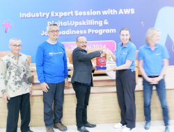 Siapkan Mahasiswa Berdaya Saing di Bidang Industri Teknologi, UBP Karawang Gelar Seminar Internasional