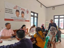 Dapat Pengobatan Gratis, Ratusan Warga Ucapkan Terima Kasih Kepada Om Zein