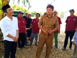 Jalan Masih Rusak, Kades Gurudug Curhat ke Calon Bupati Purwakarta Om Zein Soal Infrastruktur Dasar