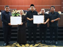 Pemkab dan DPRD Purwakarta Sahkan Perubahan APBD TA 2024