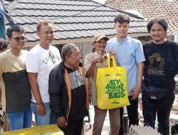 Wartawan Purwakarta: Terima Kasih Om Zein, Terima Kasih Bah Sangkin