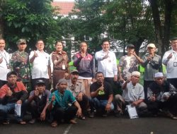 Dorong Produktivitas Pertanian, Pemkab Purwakarta Salurkan 15 Mesin Perontok Padi untuk Poktan