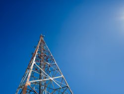Indosat Perluas Jangkauan di Jawa Barat, Dorong Konektivitas Andal dan Inklusif Lewat Kolaborasi Lokal