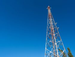 Indosat Proyeksikan Lonjakan Trafik Double Digit di Jakarta Raya, Optimalkan Kapasitas di 454 BTS untuk Nataru 2025/2026