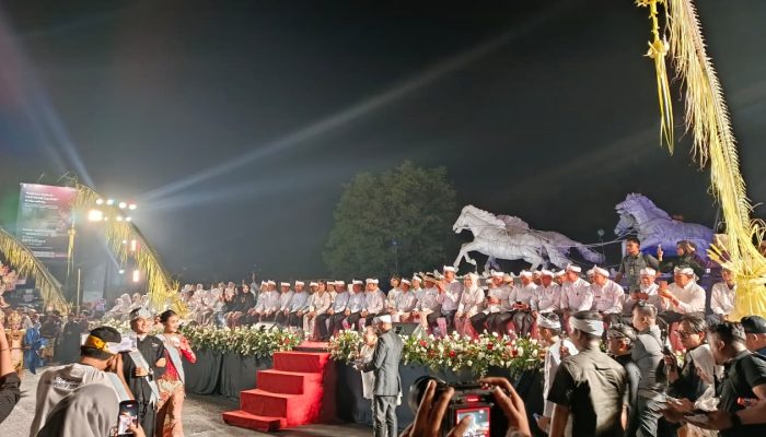 Malam Festival Budaya Hari Jadi Purwakarta, Kemegahan yang Mengandung Makna