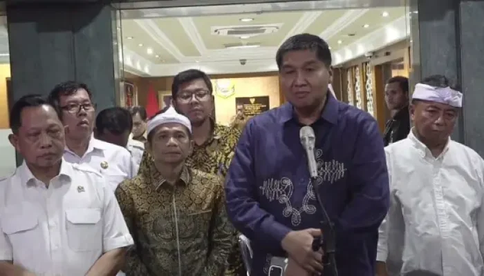 Dukung Arahan Presiden Prabowo, 125 Truk Siap Kirim 500 Ribu Genteng dari Purwakarta
